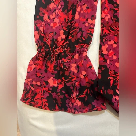 Roz & Ali Vibrant Floral Blouse with Ruffles - Picture 6 of 13